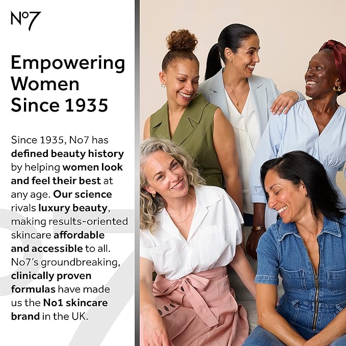 No7 Lift & Luminate Triple Action Powder - Medium - Pressed Makeup Setting Powder for Face - Compact Setting Powder Reduces the Appearance of Fine Lines & Enhances Glow (10g)