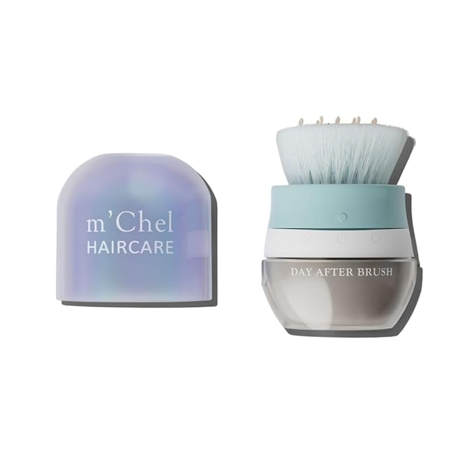 m'chel Day After Brush Dry Shampoo with Patented Applicator, Deodorizes and Removes Oil (Original Fragrance)
