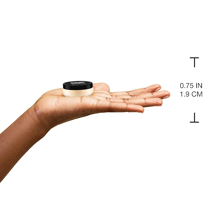 Sacha BUTTERCUP Light Mini Setting Powder. No Ashy Flashback. Blurs Fine Lines and Pores. Loose, Translucent Face Powder to Set Makeup Foundation or Concealer. For Light to Medium Skin Tones, 0.35 oz.