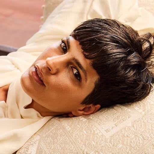 KEVIN.MURPHY BEDROOM.HAIR - Flexible Texturising Hair Spray - For All Hair Types - Hair Care for Effortless Bedroom Hair - With Ginger Root Extract - 100 mL / 3.4 fl oz