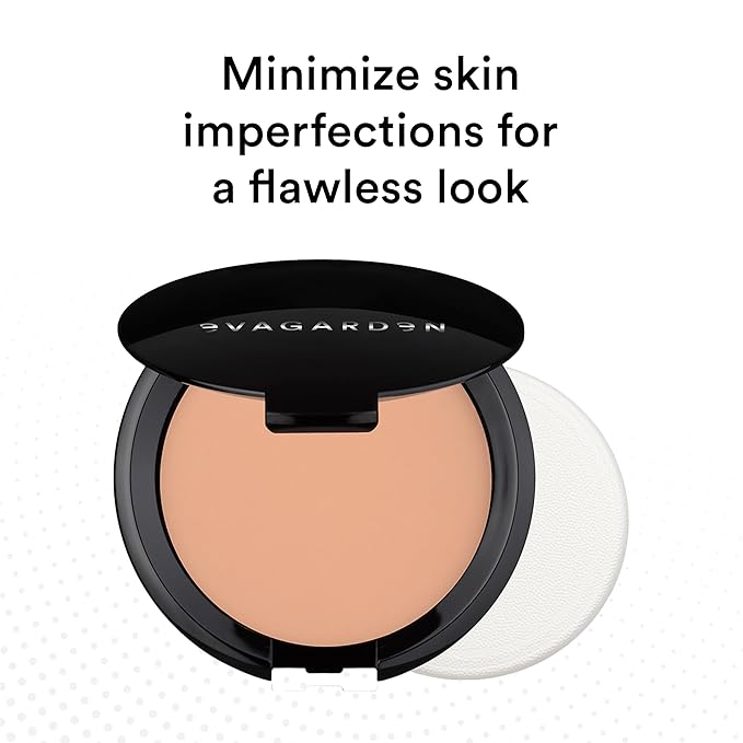 Luxury Compact Powder - Soft and Luxurious Texture Melts on Your Skin for Smooth Finish - Long-Lasting Flawless Appearance - Helps Minimize Small Wrinkles - 886 Light - 0.35 oz