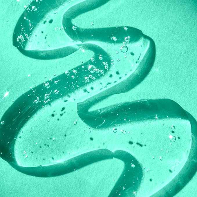 Tree Hut Merry Mint Moisturizing Shave Oil, Hydrating Gel-to-Oil Formula for a Smooth Shave, Made with Shea Butter, Holiday Gift & Stocking Stuffer, 7.7 fl oz