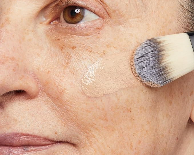 No7 Protect & Perfect Advanced All in One Foundation - Warm Beige - Age Defying Foundation Makeup with SPF 50 - Makeup Base Cream Helps to Reduces Redness & Blurs Visible Pores (30ml)