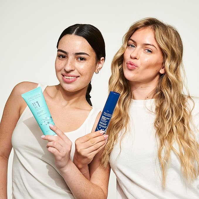 Pacifica Dry Shampoo Powder - Best Day Ever Waterless Shampoo & Instant Volumizer - adds Texture, Refreshes & Absorbs Oil, Non-Aerosol for Women of All Hair Types Natural & Vegan Dermatologist Tested